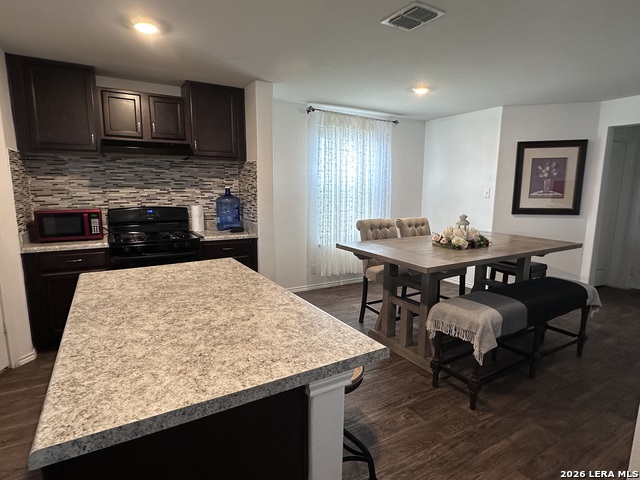 3523 Salado Brk Property Photo 6
