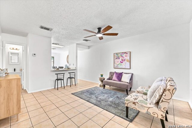5006 Kenton Trce Property Photo 3