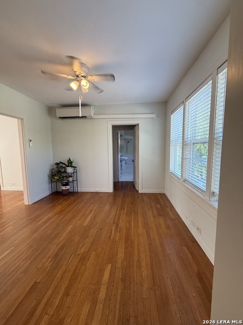 6713 Broadway Property Photo 11