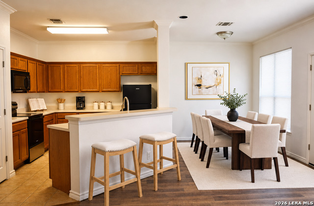 11842 Garden Gate Property Photo 6