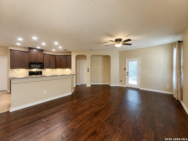 141 Desert Flower Property Photo 15