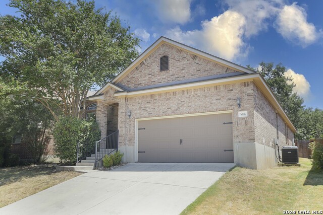 5718 Thunder Oaks Property Photo 3