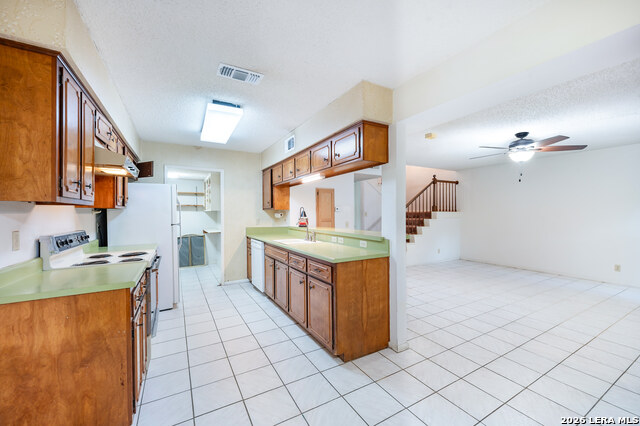 2012475 Property Photo 17
