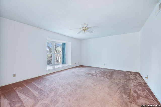 2012475 Property Photo 22