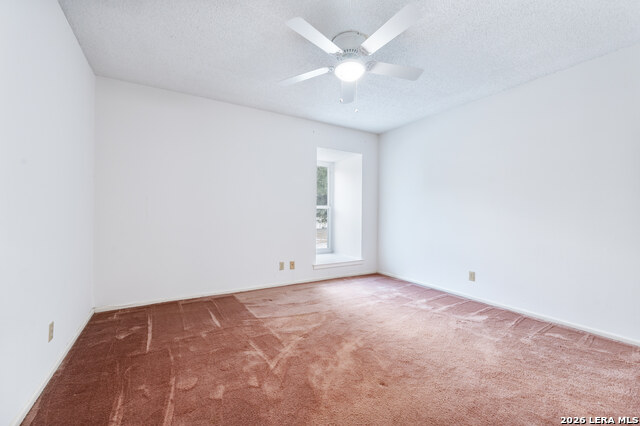 2012475 Property Photo 32
