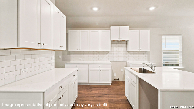 20735 Streamlet End Property Photo 14