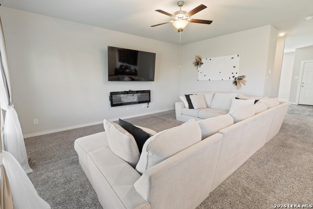 6918 Shiraz Way Property Photo 5