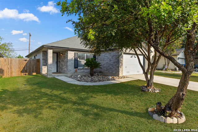 8219 Laurel Bend Property Photo 2