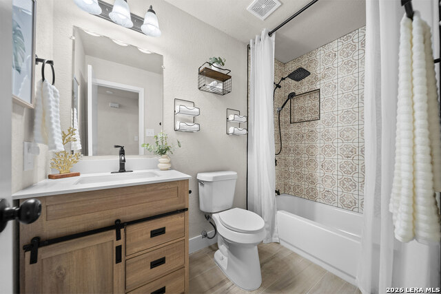 8219 Laurel Bend Property Photo 11