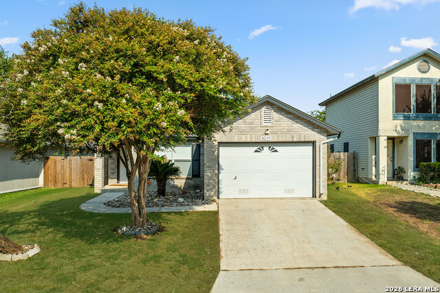 8219 Laurel Bend Property Photo 25