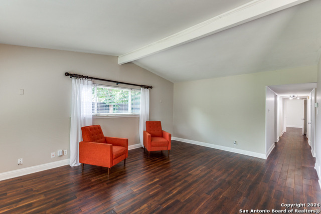 8730 Sagebrush Ln Property Photo 2