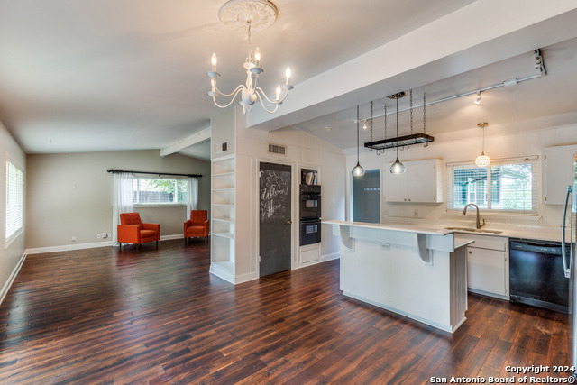8730 Sagebrush Ln Property Photo 8