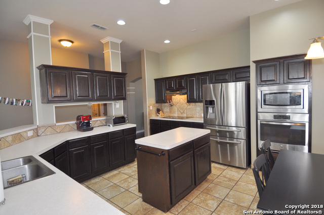 12427 Hart Cliff Property Photo 4