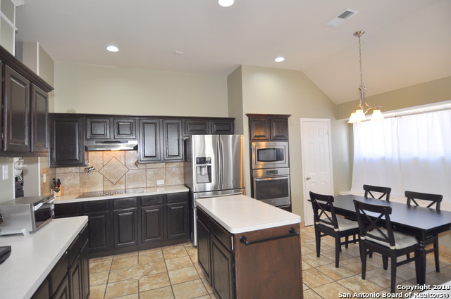 12427 Hart Cliff Property Photo 5