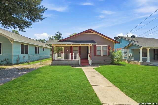 506 E Whittier St Property Photo 3