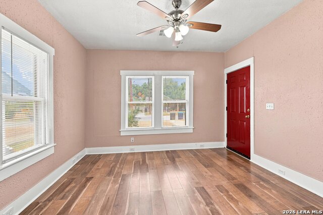 506 E Whittier St Property Photo 11