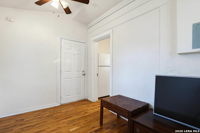 1025 W Craig Pl Property Photo 12