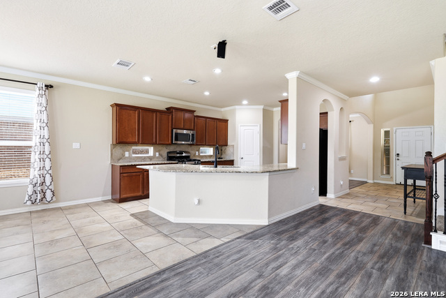 8610 Sierra Sky Property Photo 9
