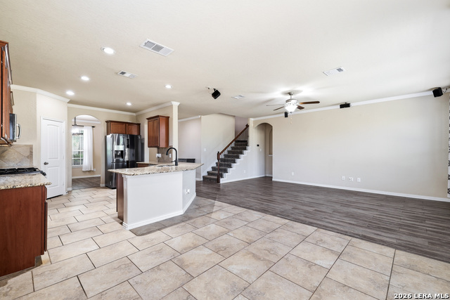 8610 Sierra Sky Property Photo 10