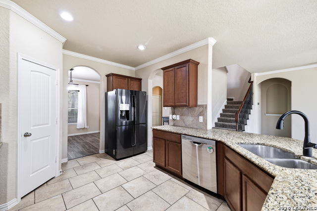8610 Sierra Sky Property Photo 12