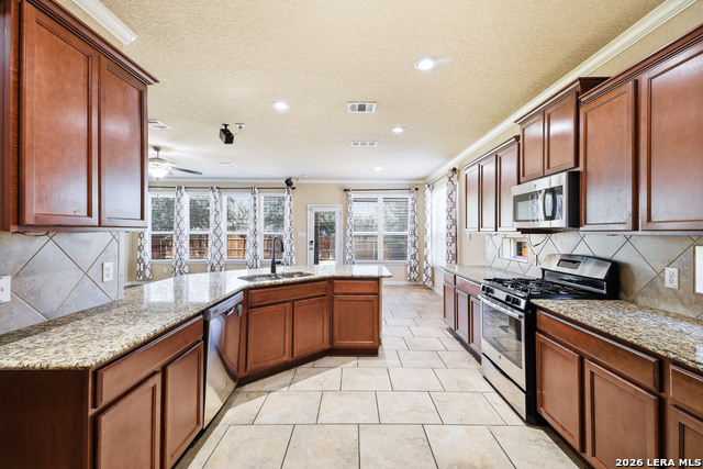 8610 Sierra Sky Property Photo 13