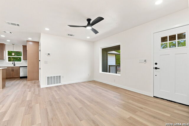 222 Belfast Property Photo 9