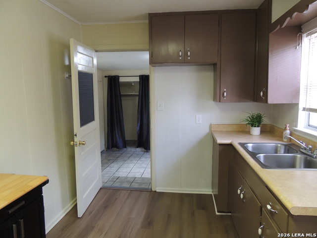 3605 S Olive St Property Photo 8