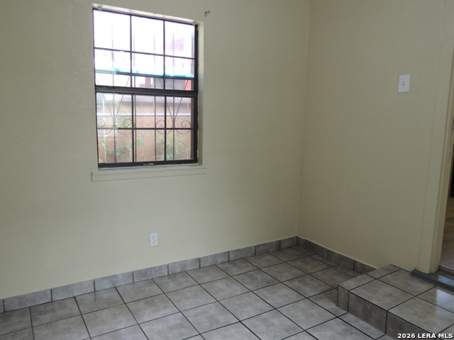 3605 S Olive St Property Photo 12