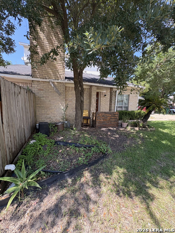 2926 Misty Park Dr Property Photo 3