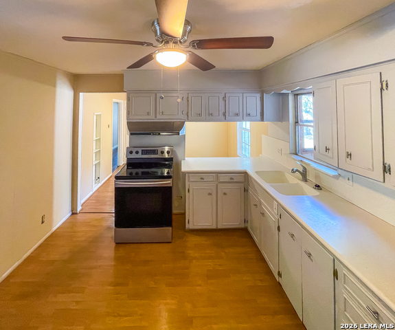 1512 E Bowie St Property Photo 6