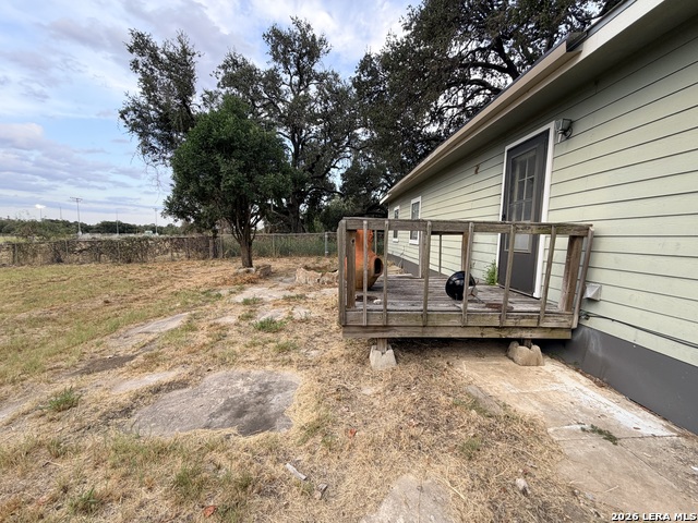 1008 N Main St Property Photo 6