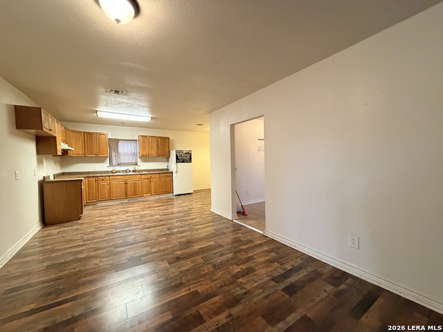 1008 N Main St Property Photo 12