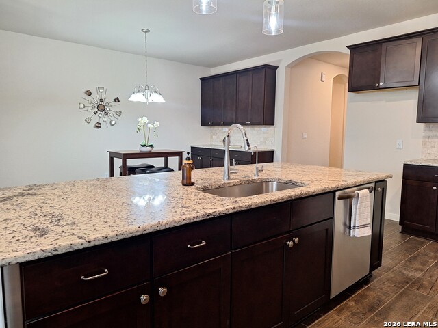 117 Antler Bnd Property Photo 4