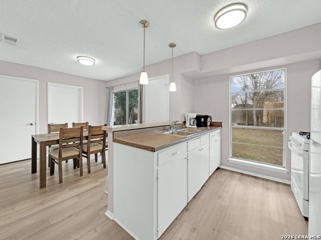 6706 Red Blf Property Photo 8