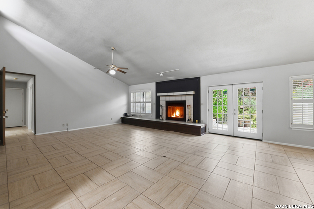 10914 Link Property Photo 19