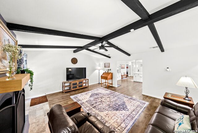8814 Pertshire St Property Photo 3