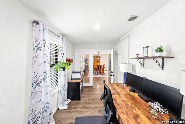 8814 Pertshire St Property Photo 8
