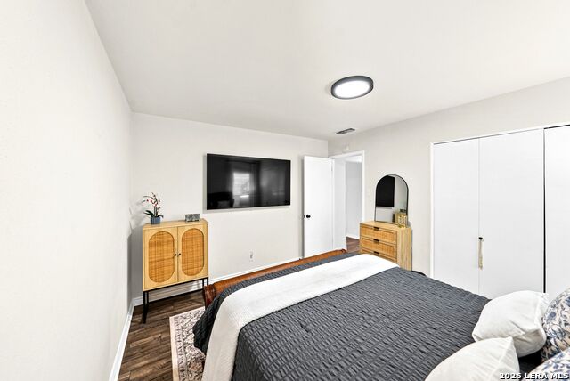 8814 Pertshire St Property Photo 14