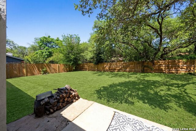 8814 Pertshire St Property Photo 27