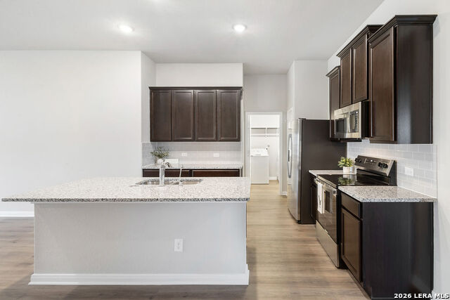 3023 Wembley Way Property Photo 4