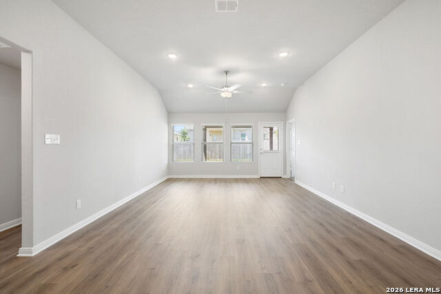 3023 Wembley Way Property Photo 6