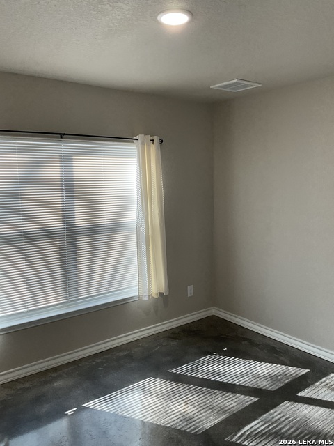 578 Misty Gln Property Photo 12
