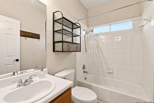 3140 Sparrow View Ct Property Photo 23