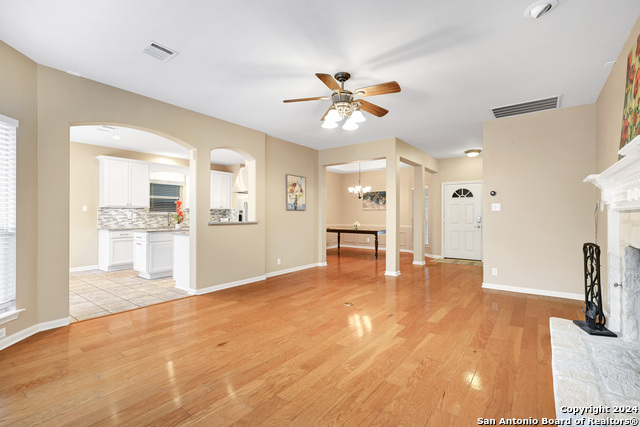 5 Willow Heights Dr Property Photo 9