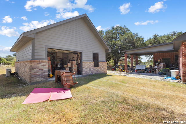 310 Stone Crest Property Photo 5