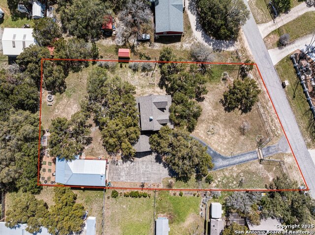 2365 Lakeshore Dr Property Photo 21