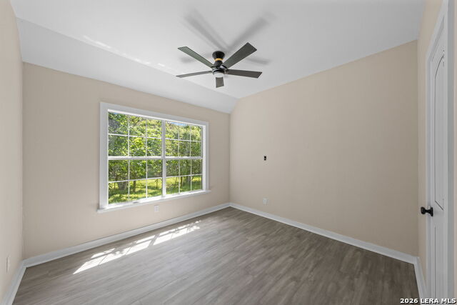 242 Lillian Dr Property Photo 10