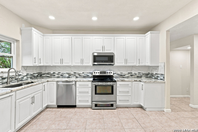 410 Misty Water Property Photo 8