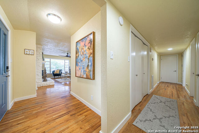 100 Kings Property Photo 20