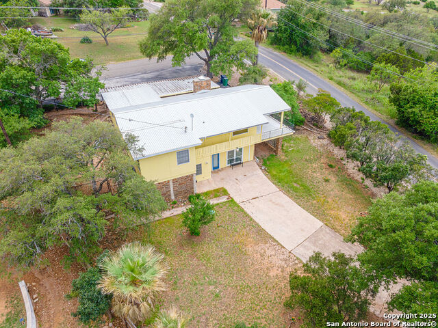 100 Kings Property Photo 41